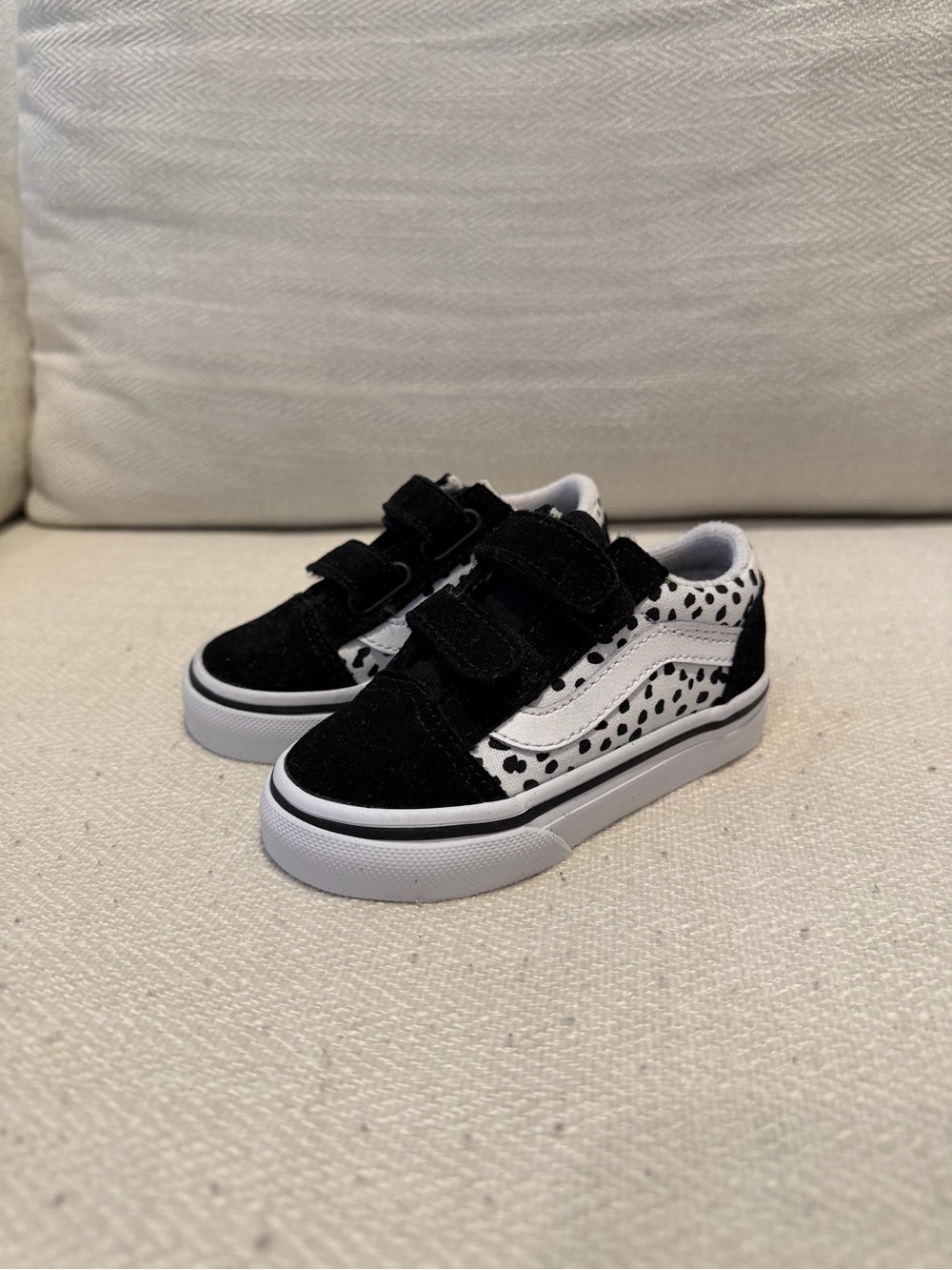 Black Toddler Velcro Vans